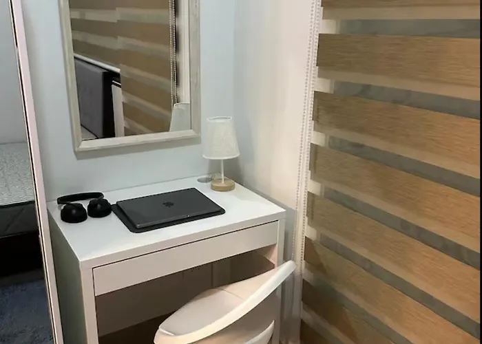 Moa Condotel 1br Fast Wifi Apartment
