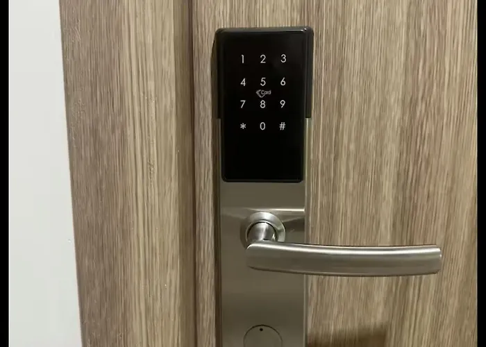 Moa Condotel 1br Fast Wifi Apartment